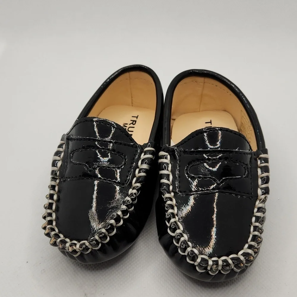 Trumpfit Moccasins Black Patent Size 6-12 months